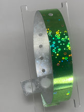 Cargar imagen en el visor de la galería, Brazalete holografico circulo