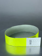 Cargar imagen en el visor de la galería, Brazalete Tyvek® ¾”