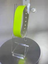 Cargar imagen en el visor de la galería, Brazalete Vinyl ST