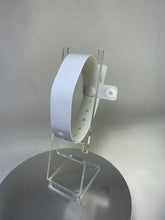 Cargar imagen en el visor de la galería, Brazalete Vinyl ST