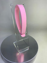 Cargar imagen en el visor de la galería, Brazaletes para Día de Cancer de Mama
